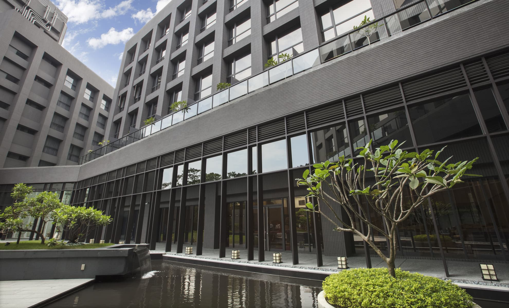 白金花園酒店 Platinum Hotel
